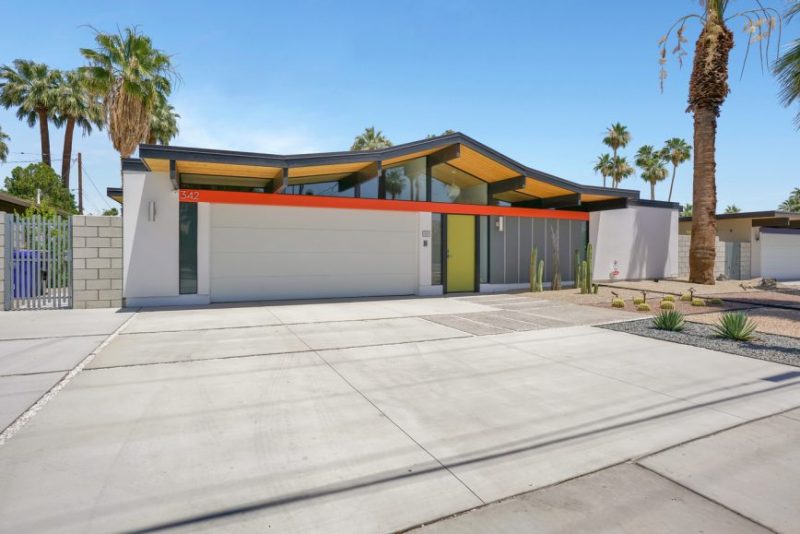 desert eichler exterior
