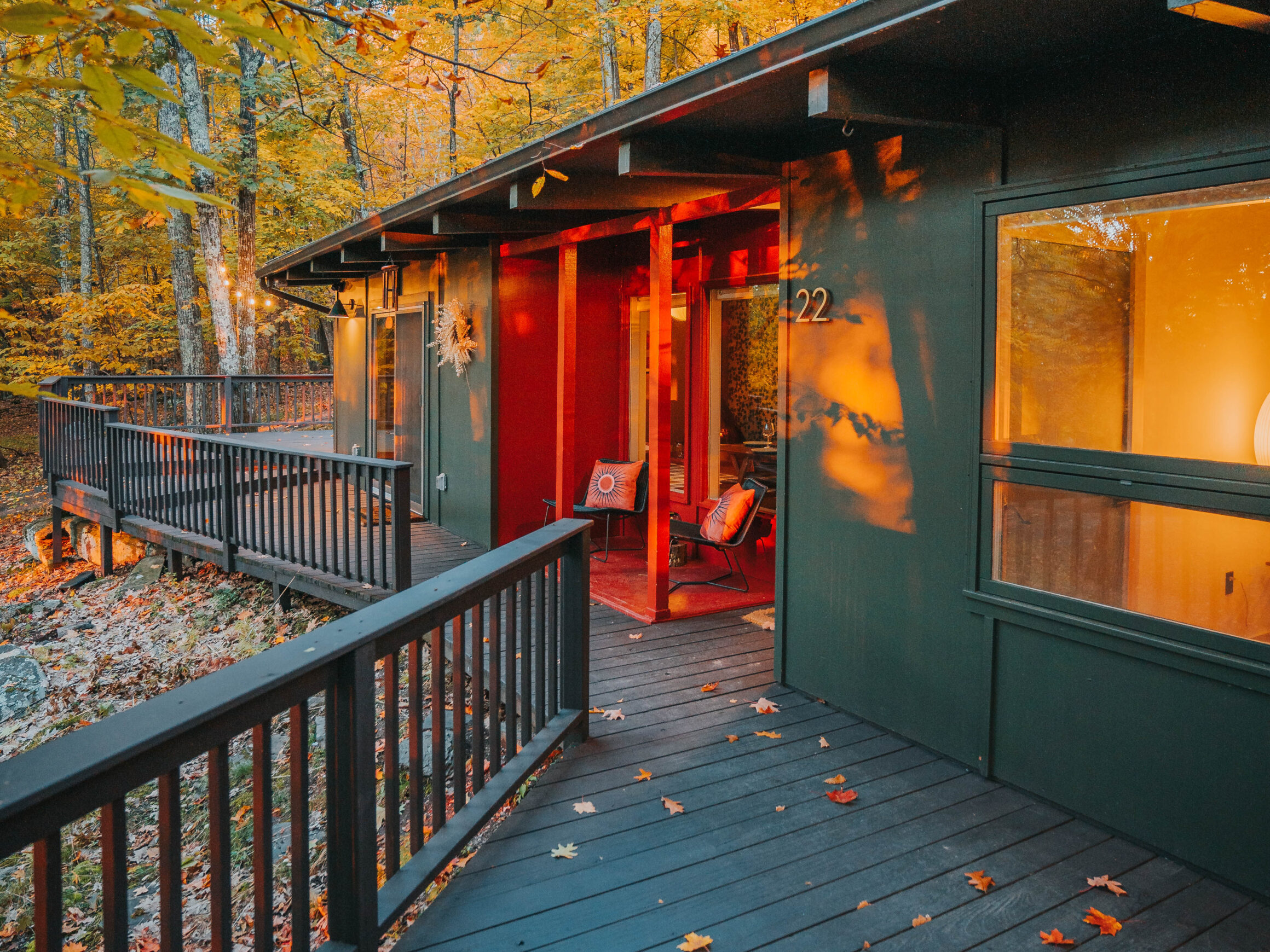 MCM Siding 101 with Eichler Siding - Atomic Ranch